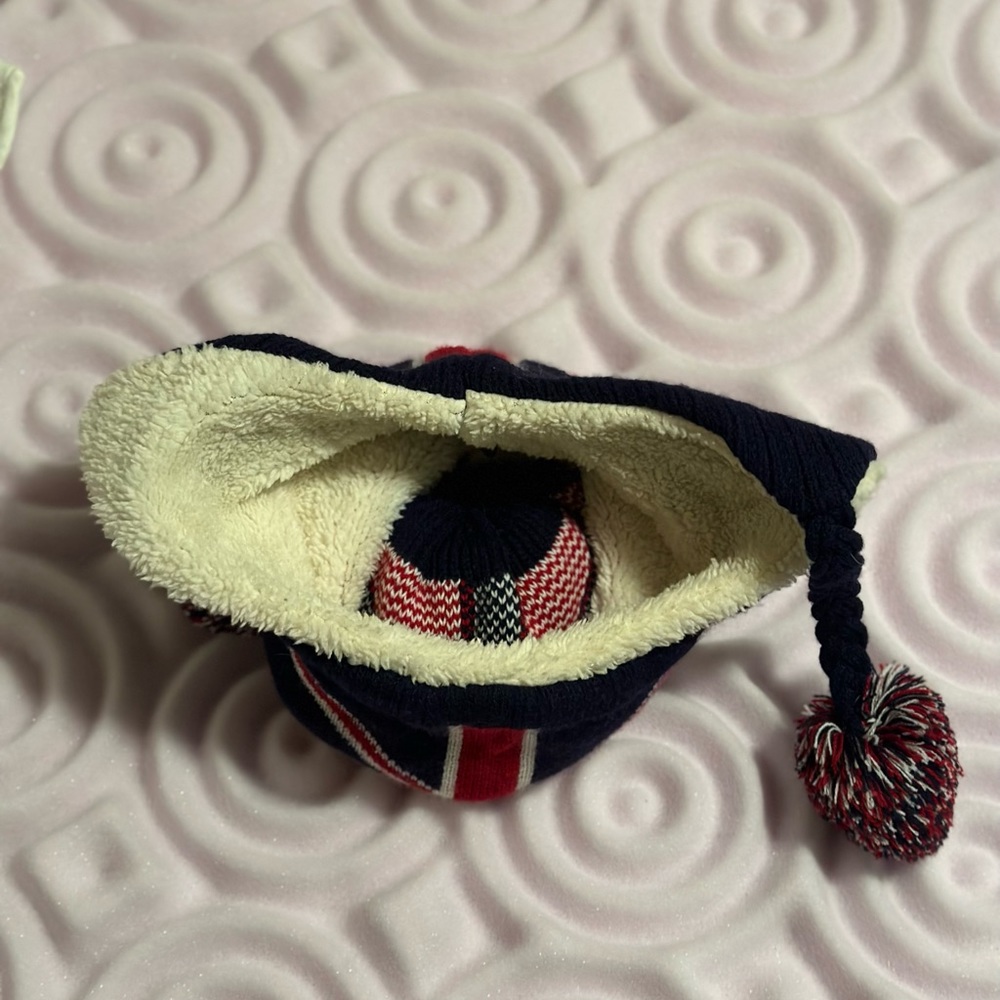 Robin Ruth UK Winter Hat - Picture 3 of 3